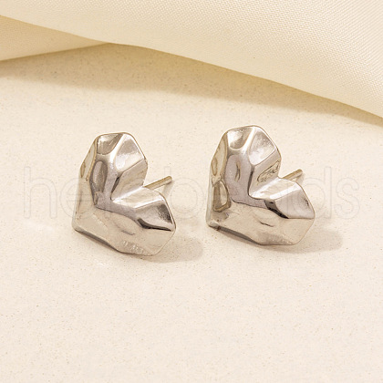 Non-Tarnish 304 Stainless Steel Vintage Heart Shaped Stud Earrings for Women DU8924-9-1