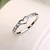 Hollow Out Heart Zinc Alloy with Crystal Rhinestone Finger Rings FS-WGFA1C6-02-2