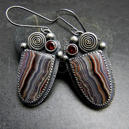 National Style Alloy Rhinestone Dangle Earrings FS-WGBC682-06-1