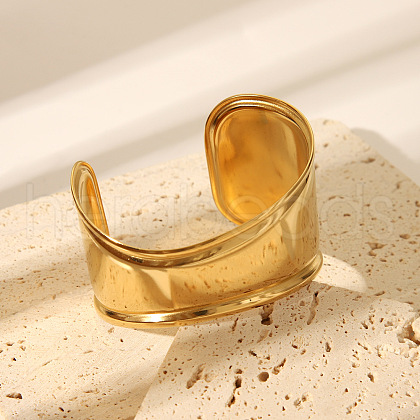 Elegant Romanesque Style Stainless Steel Bangles for Women EC3199-1-1