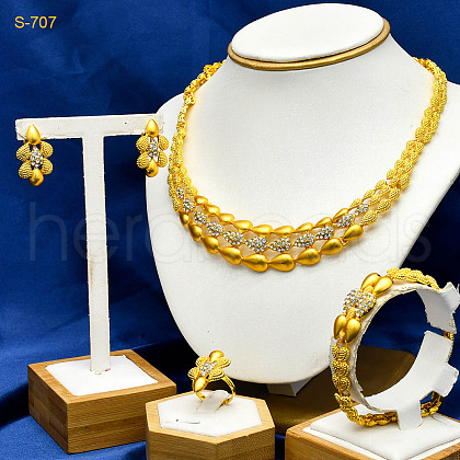 Alloy Crystal Rhinestone Bracelets & Earrings & Necklaces & Rings Sets FS-WG33E51-03-1