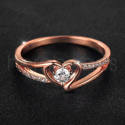 Heart Brass Micro Pave Clear Cubic Zirconia Finger Rings FS-WG243FC-11-1
