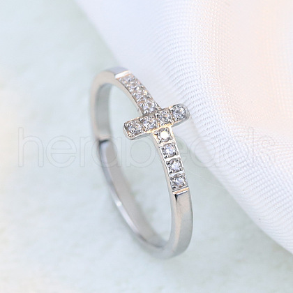 Cross Stainless Steel Micro Pave Clear Cubic Zirconia Finger Rings for Women FS-WG88B59-03-1