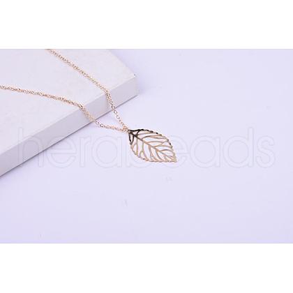 Hollow Leaf Alloy Pendant Cable Chain Necklaces for Women FS-WG05CB9-03-1