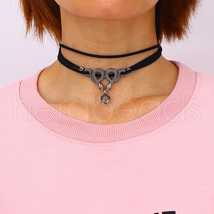 Alloy & Resin Snake Pendant Faux Suede Choker Double Layer Necklaces for Women FS-WGB9EBF-01-1