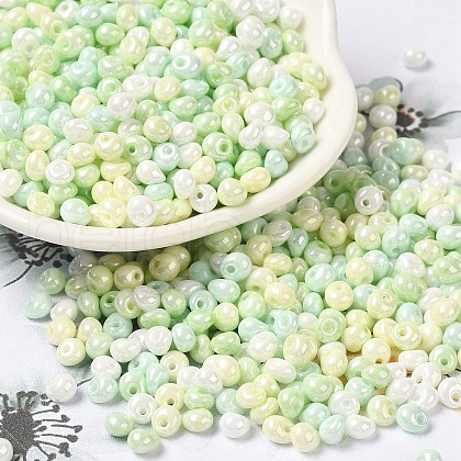 6/0 Glass Seed Beads SEED-M012-01A-04-1