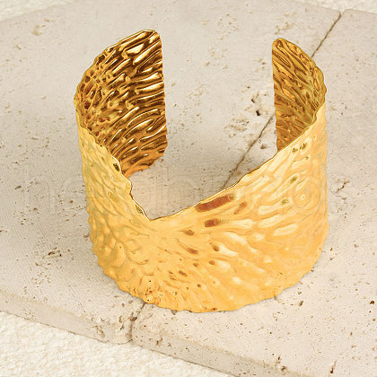 Europe and America Styles 304 Stainless Steel Hammered Cuff Bangles for Women WY5532-2-1