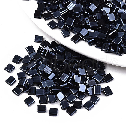 2-Hole Glass Seed Beads SEED-S031-L-ST129-1